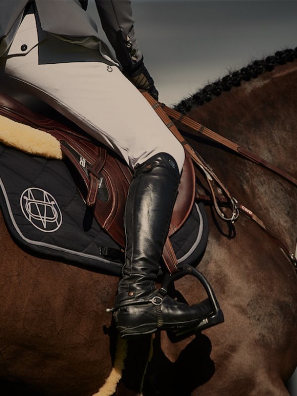 Horizontal Post With Sidebar